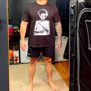Universal Monsters “Bride of Frankenstein” Tee | XL
